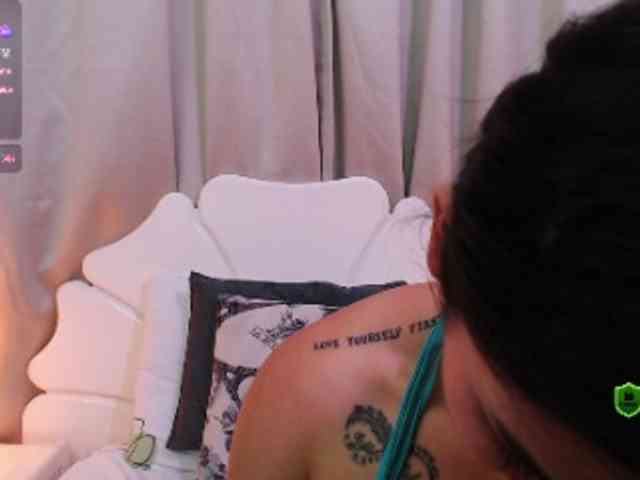 CosmicCandyX webcam
