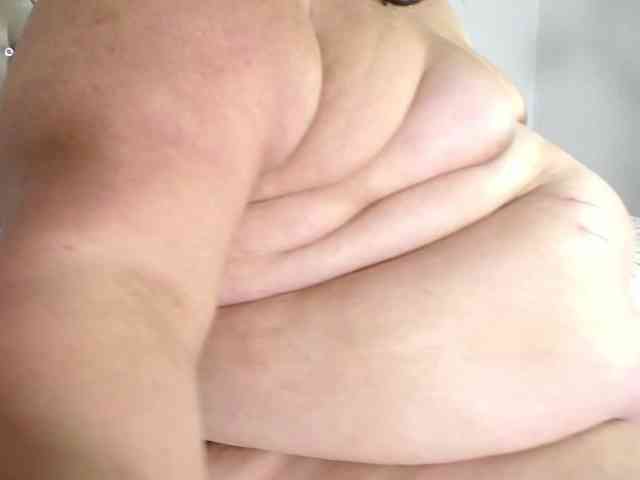 suggarbbw webcam