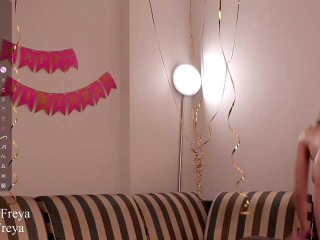 LustyFreya's BongaCams show and profile