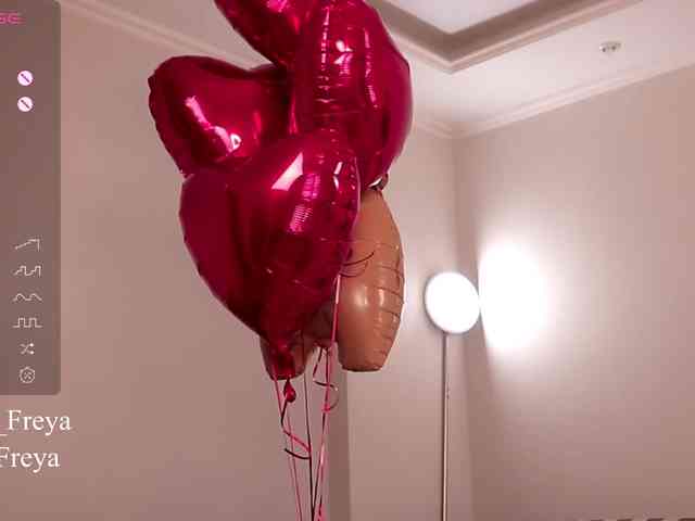 LustyFreya webcam