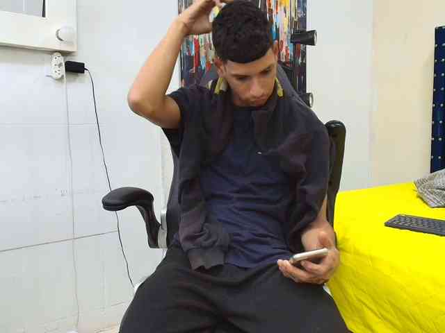 Angeel-hot24 Live Webcam on BongaCams