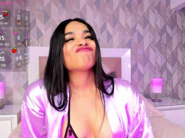 KatieAdams webcam