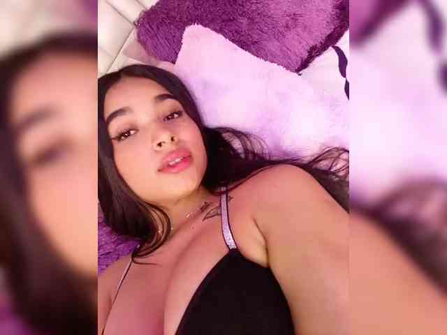 KatieAdams webcam