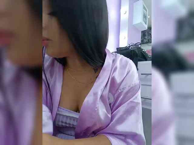 KatieAdams webcam
