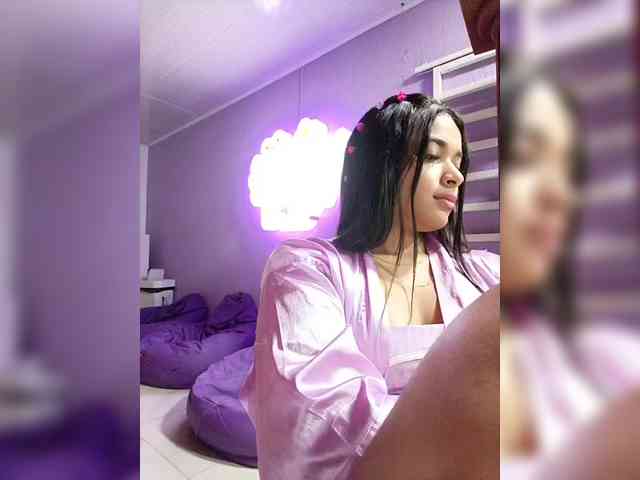 KatieAdams webcam