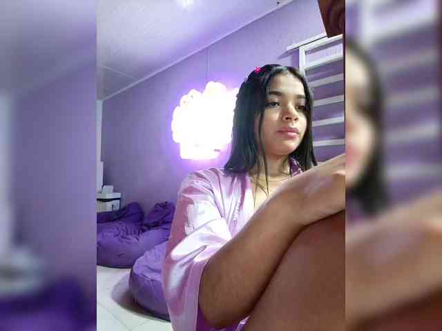 KatieAdams webcam