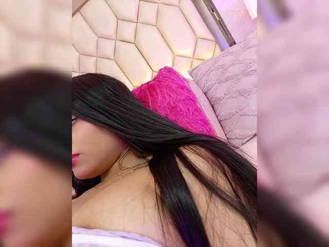 KatieAdams webcam