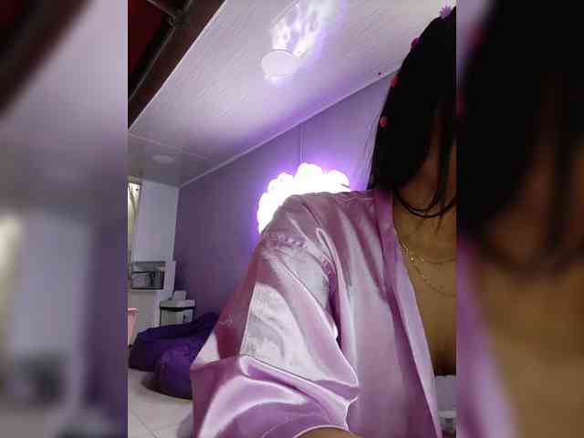 KatieAdams webcam