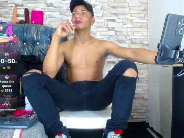 titoelbambino19 titoelbambino19