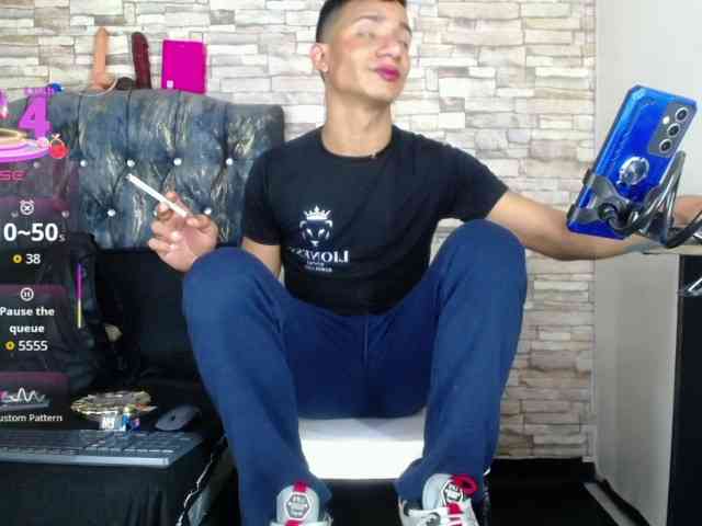 titoelbambino19 titoelbambino19