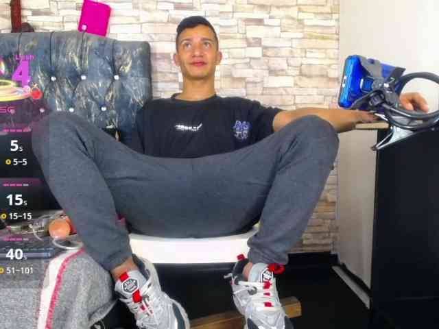 titoelbambino19 titoelbambino19