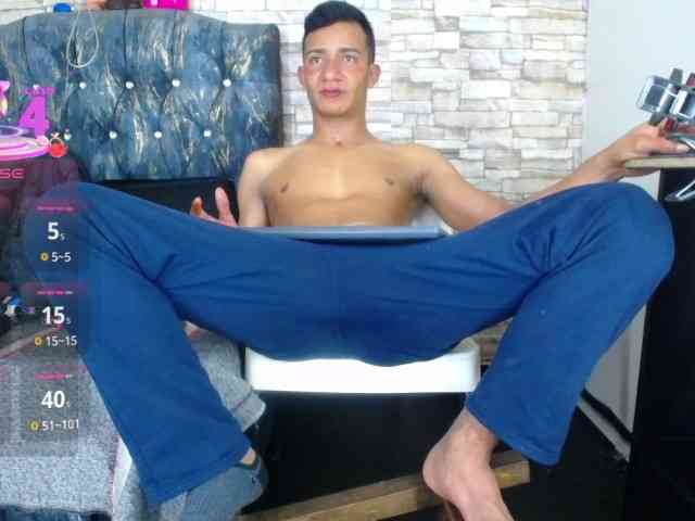 titoelbambino19 titoelbambino19