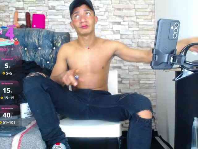 titoelbambino19 titoelbambino19