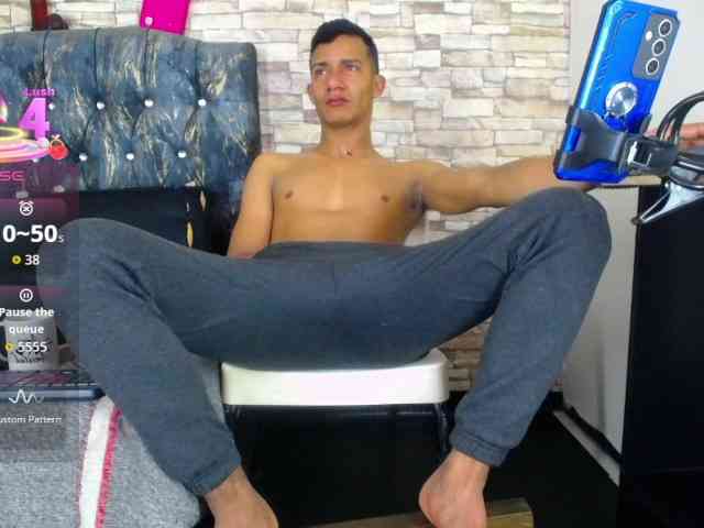 titoelbambino19 titoelbambino19