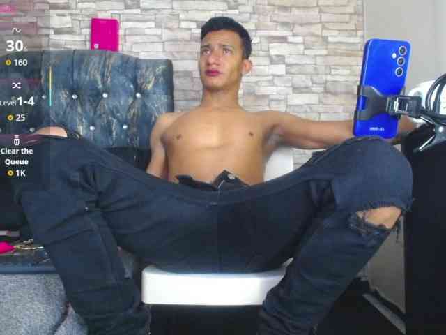 titoelbambino19 titoelbambino19