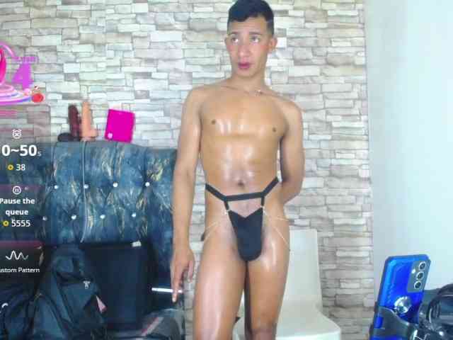 titoelbambino19 titoelbambino19