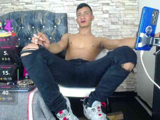 titoelbambino19 titoelbambino19