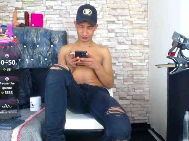 titoelbambino19 titoelbambino19