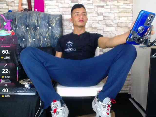 titoelbambino19 titoelbambino19