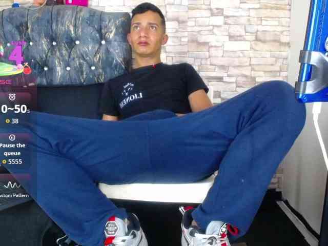 titoelbambino19 titoelbambino19