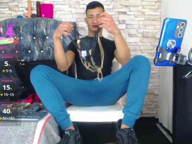 titoelbambino19 titoelbambino19