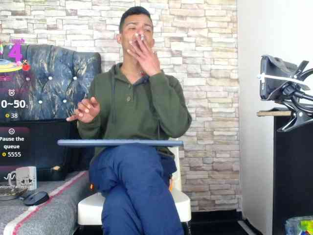 titoelbambino19 titoelbambino19