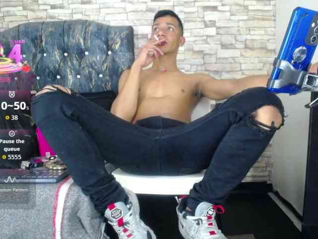 titoelbambino19 titoelbambino19