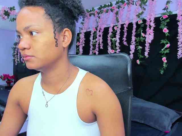 CandyBron webcam
