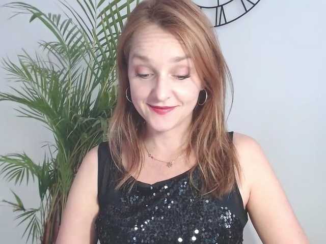 Вебкам модель SecretAlicia: смотреть секс чат онлайн бесплатно 18+