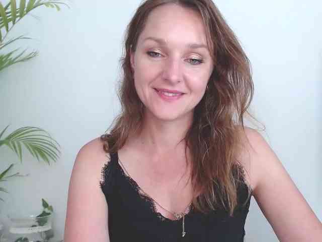 SecretAlicia webcam