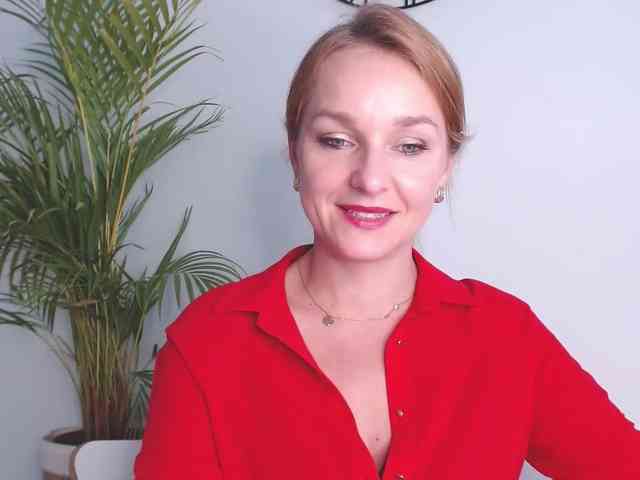 SecretAlicia webcam