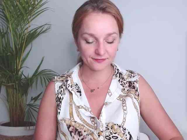 SecretAlicia webcam