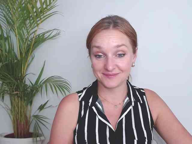 SecretAlicia webcam