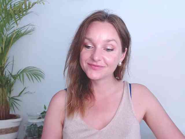 SecretAlicia webcam