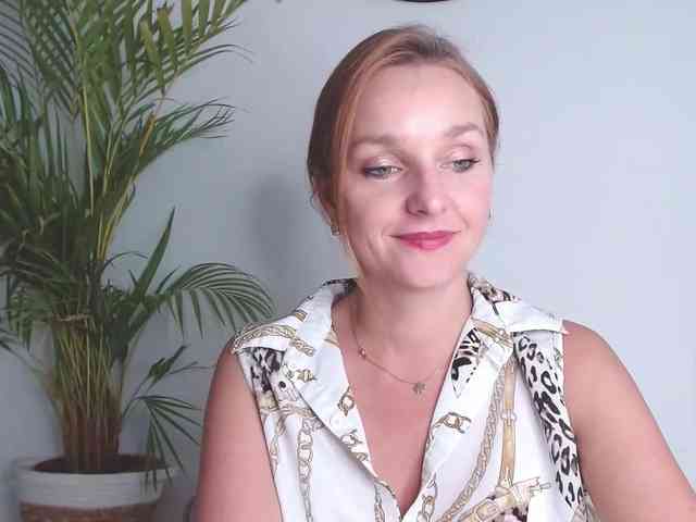 SecretAlicia webcam