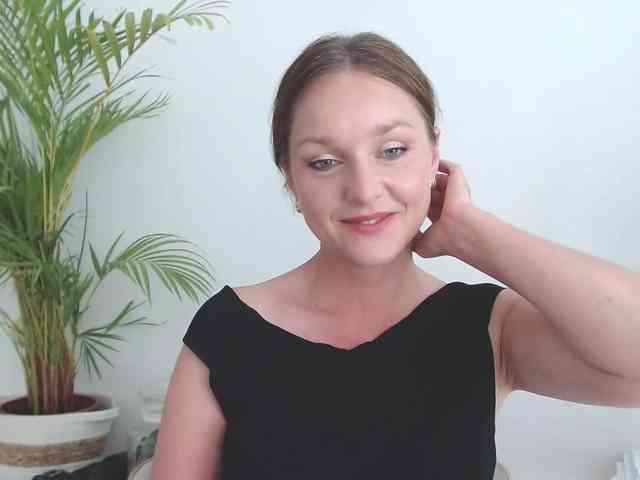 SecretAlicia webcam