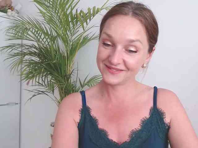 SecretAlicia webcam