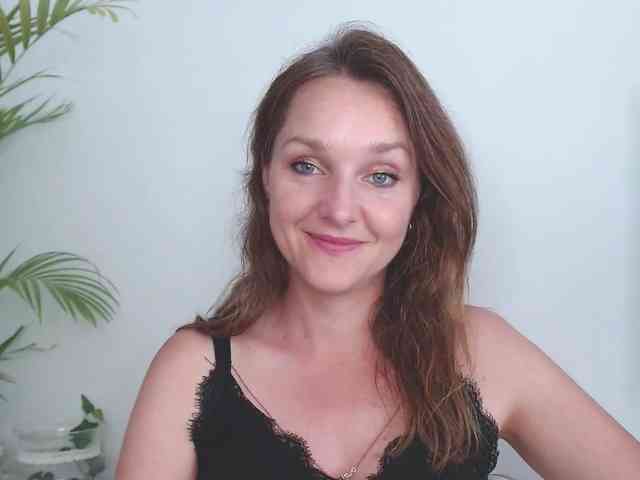 SecretAlicia webcam