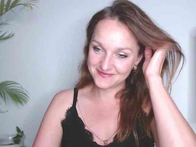 SecretAlicia webcam