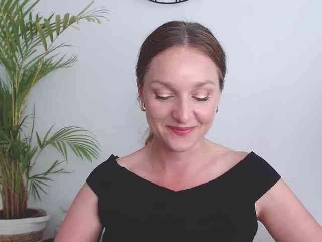 SecretAlicia webcam