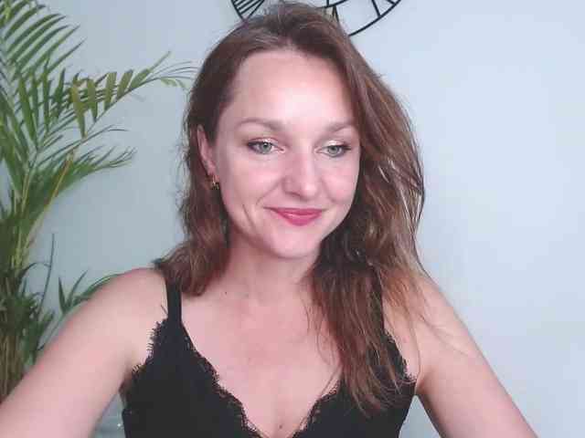 SecretAlicia webcam