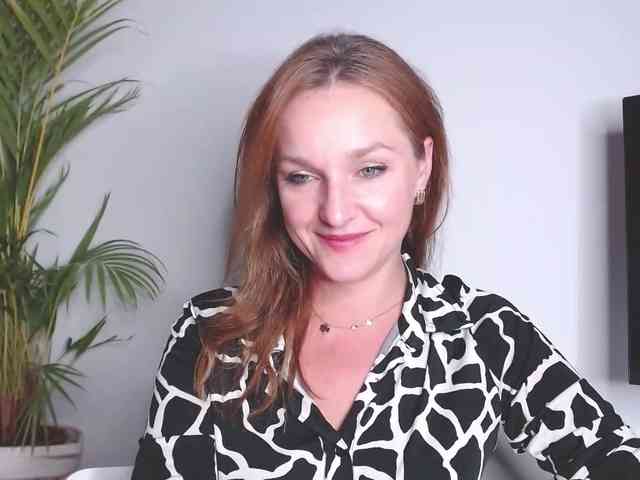 SecretAlicia webcam