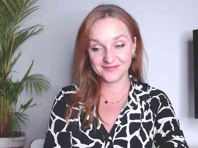 SecretAlicia webcam
