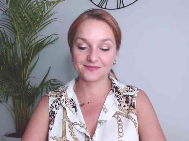 SecretAlicia webcam