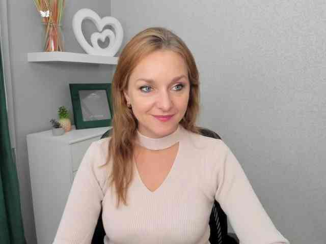 SecretAlicia webcam