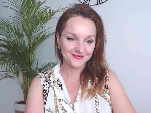 SecretAlicia webcam