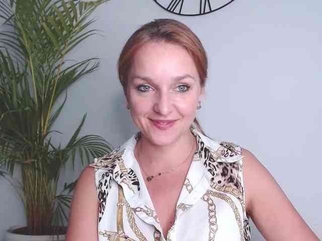 SecretAlicia webcam