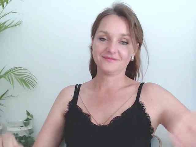 SecretAlicia webcam