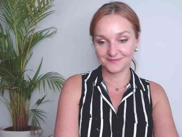 SecretAlicia webcam