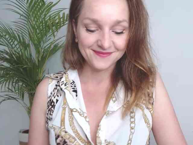 SecretAlicia webcam